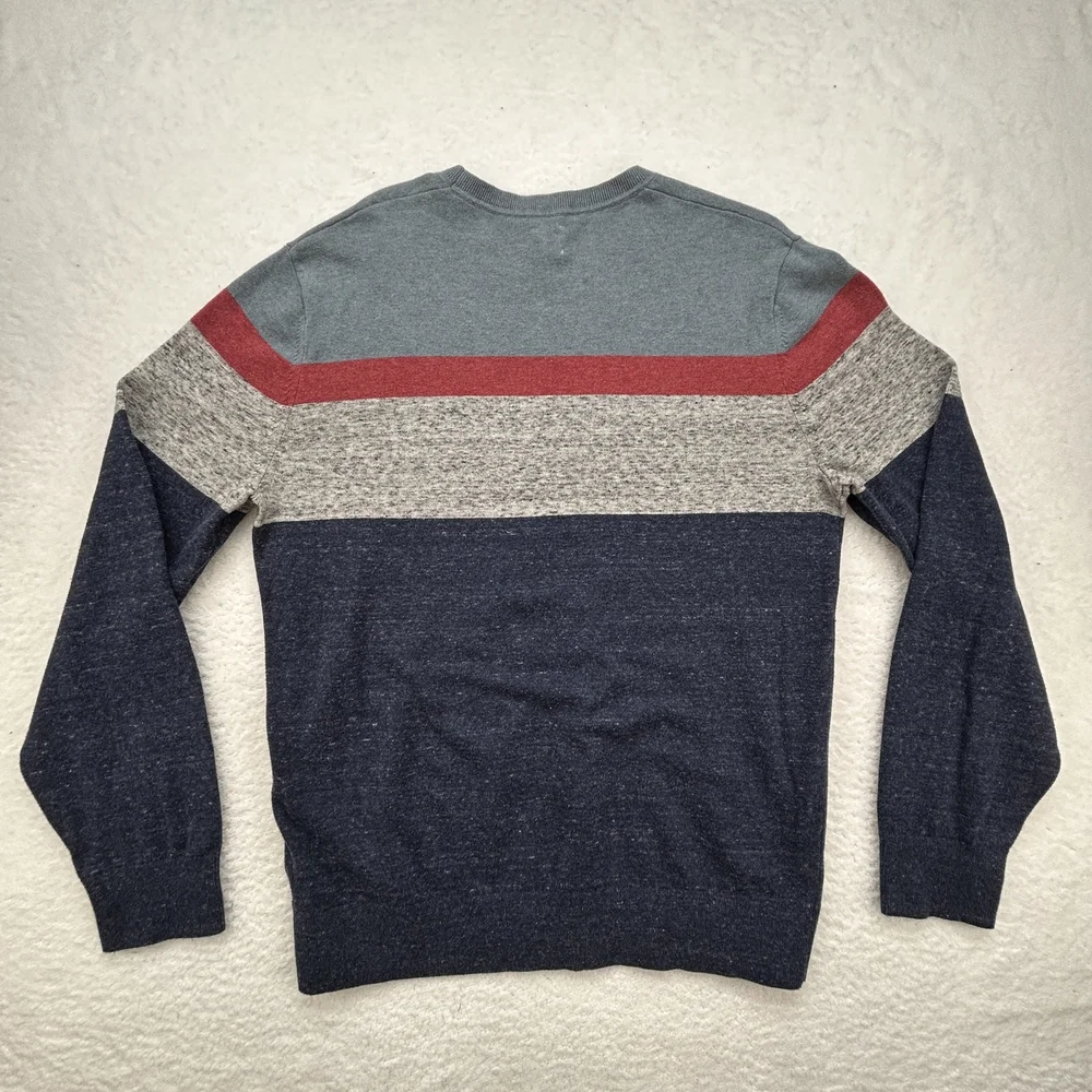 GAP sweater mens